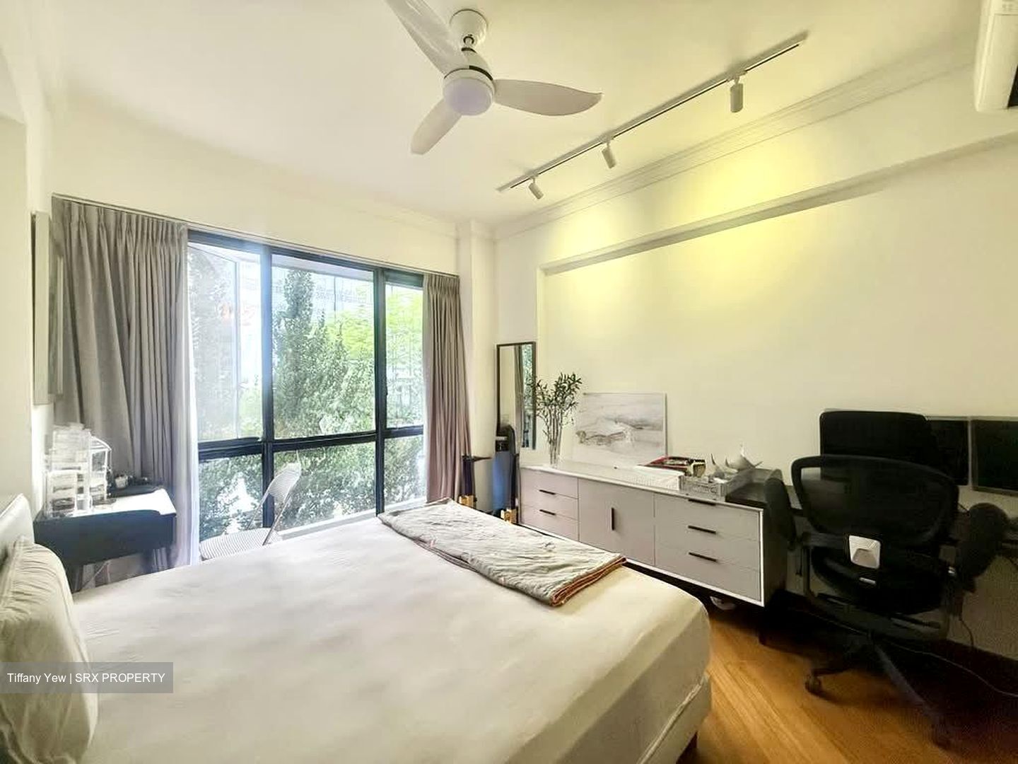 Glendale Park (D23), Condominium #567712501